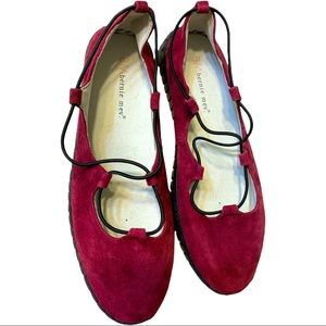 Bernie Mev TW71 Ghillie Lace Flat